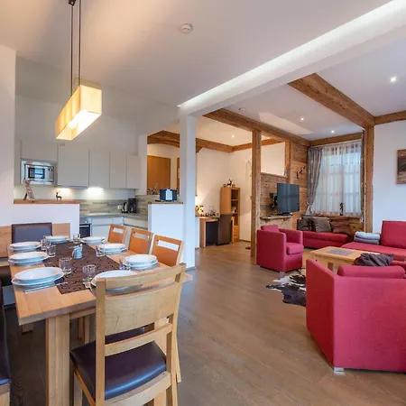 Alpine Near Kaprun ピーゼンドルフ